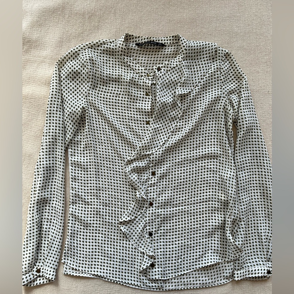 Zara Green and White Ruffle Polka Dot Top